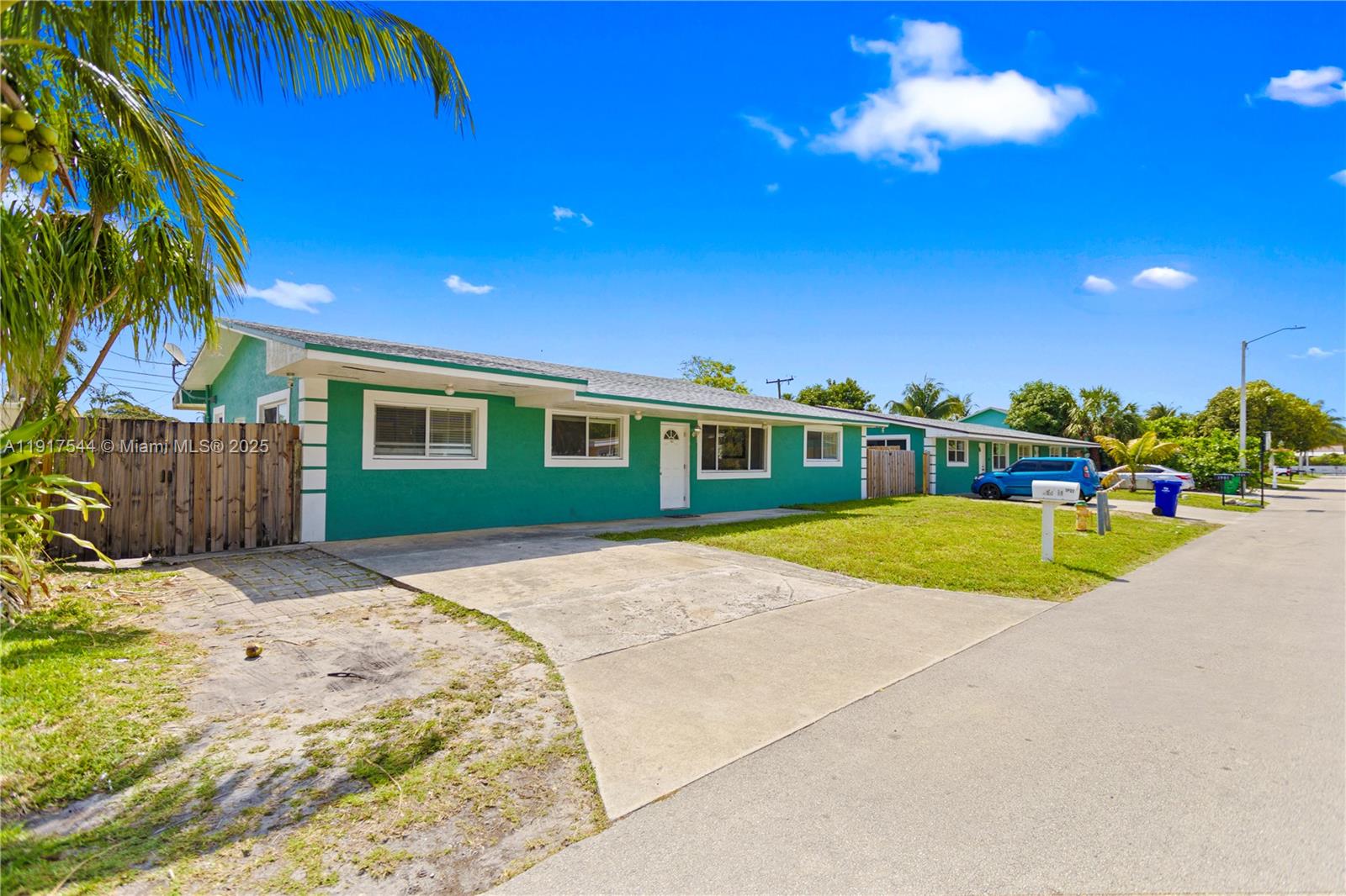 EVERGLADES SUGAR & LAND C - Residential Lease