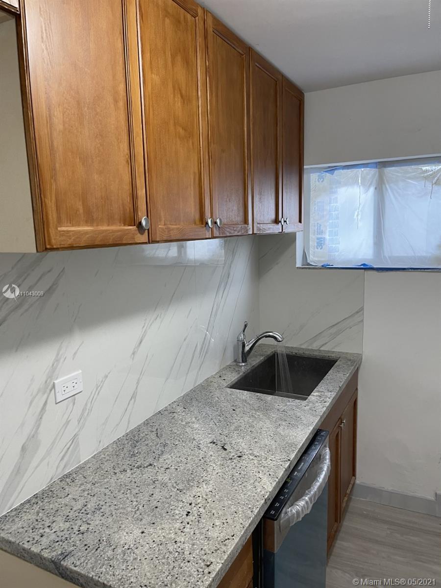 TAMIAMI CITY - Residential Lease