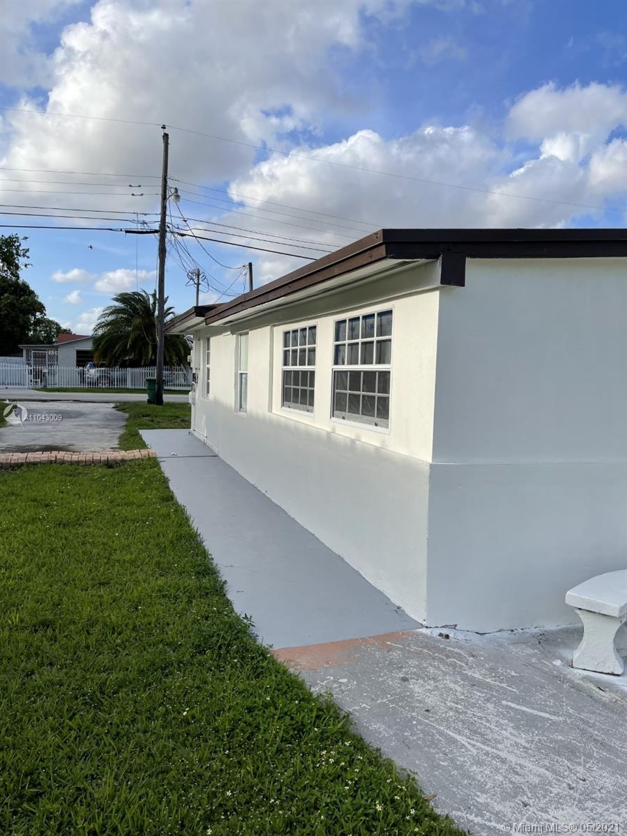 TAMIAMI CITY - Residential Lease