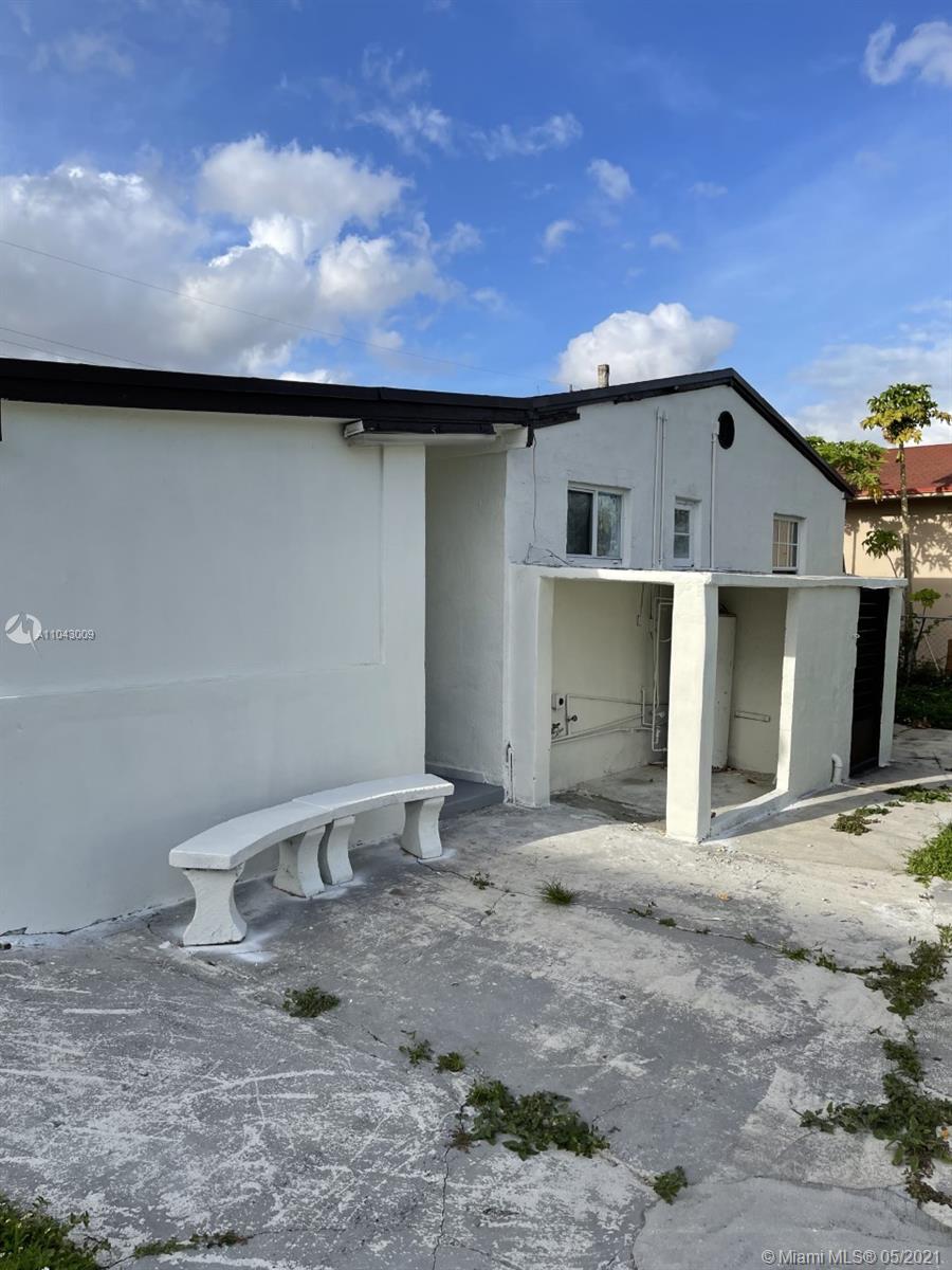 TAMIAMI CITY - Residential Lease