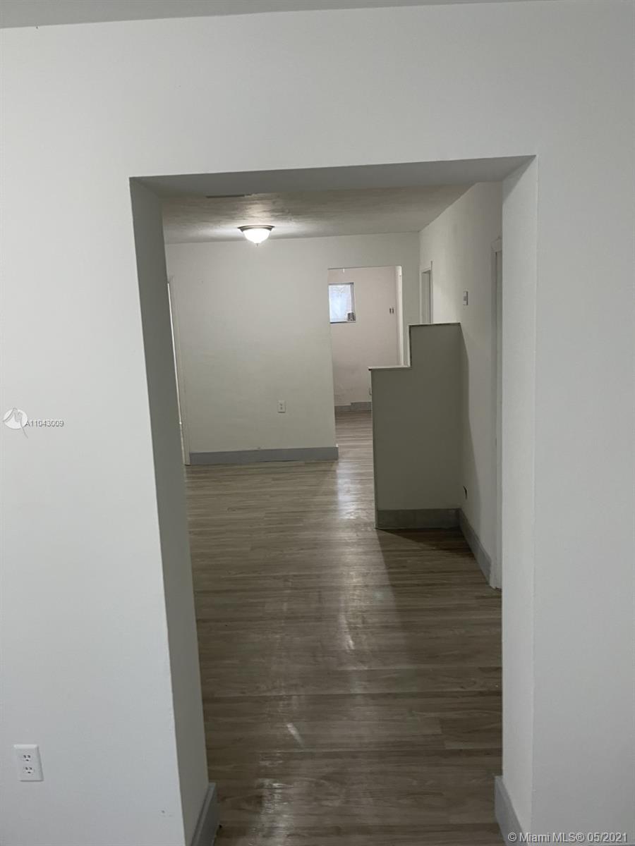 TAMIAMI CITY - Residential Lease