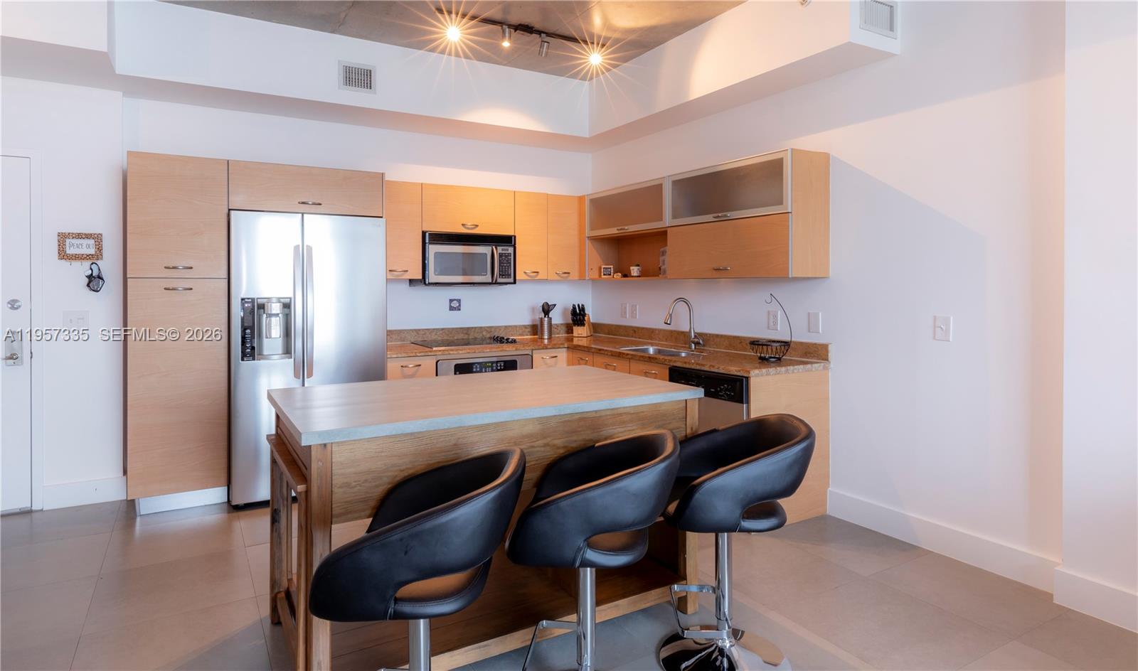 UPTOWN LOFTS CONDO - Residential