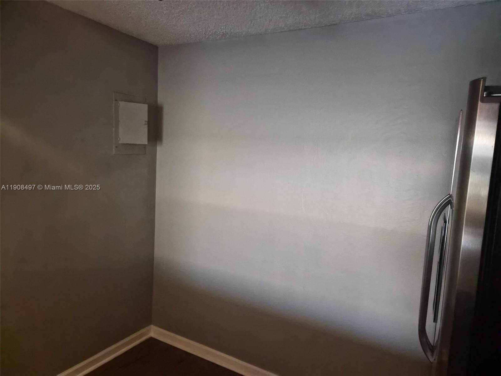 COUNTRY PINES CONDO - Residential