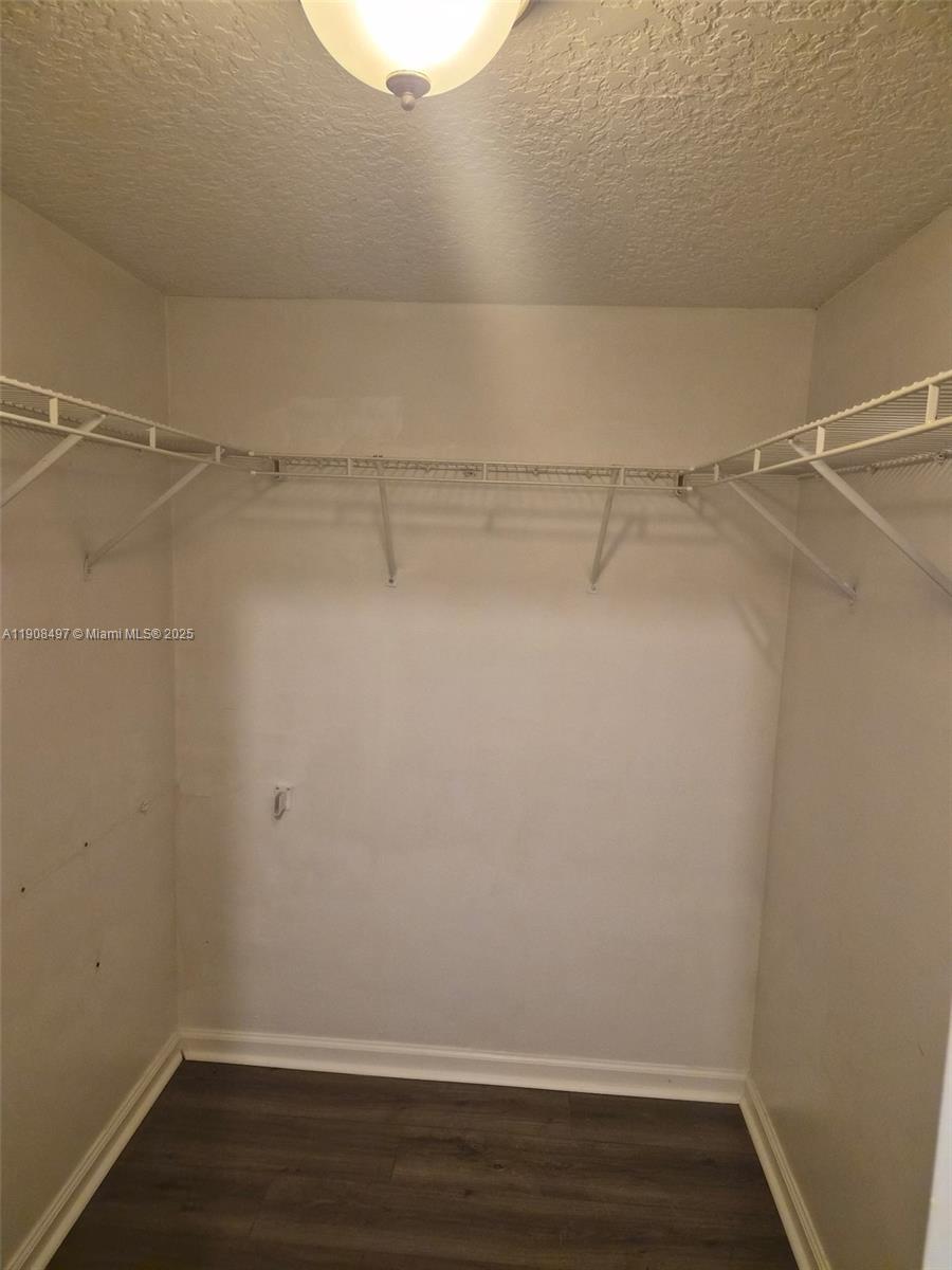 COUNTRY PINES CONDO - Residential