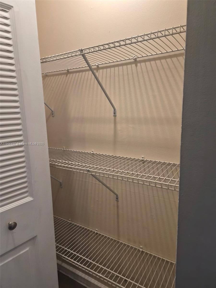 COUNTRY PINES CONDO - Residential