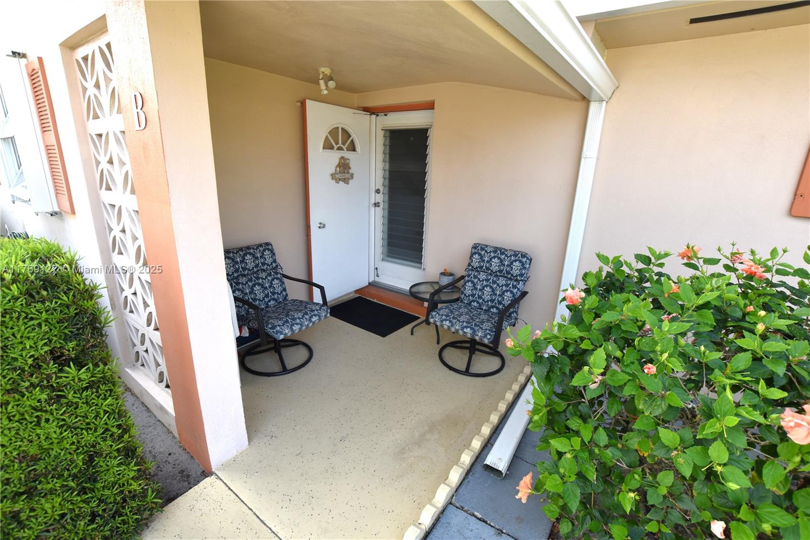 CRESTHAVEN VILLAS CONDO 2 - Residential