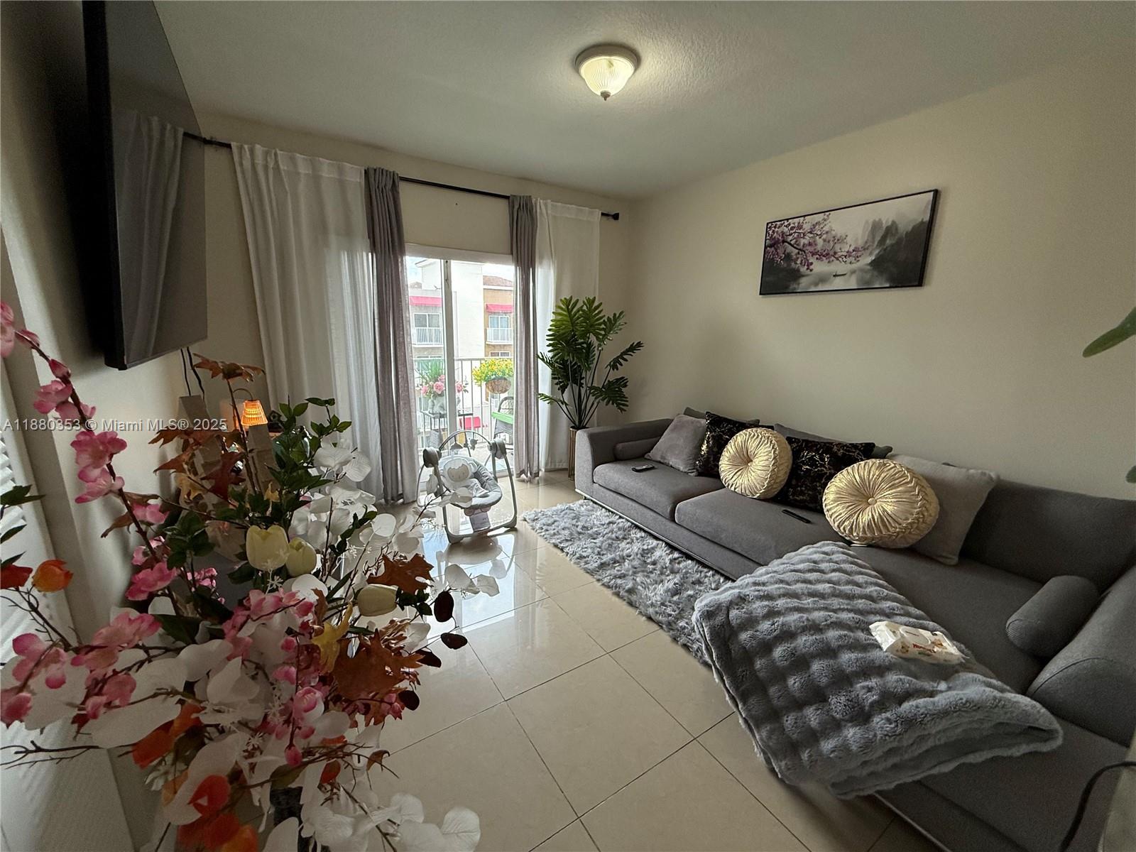 PARADISE POINTE CONDO - Residential
