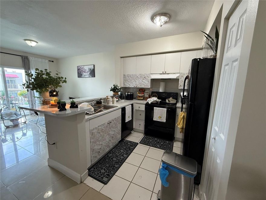 Investors welcome! Spacious 2 bed, 2 bath condo in great community! Unit is currently rented out and has great tenants. The complex has a guarded gate and FOB building entrance. Community amenities include tennis courts, pool, and great washing machines area and dryers (unit has washer/dryer in unit as well). Condo is well maintained with has a great association. NEW AC!