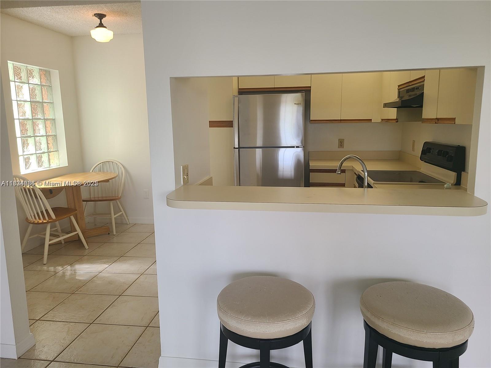 10661 NW 14th St 242