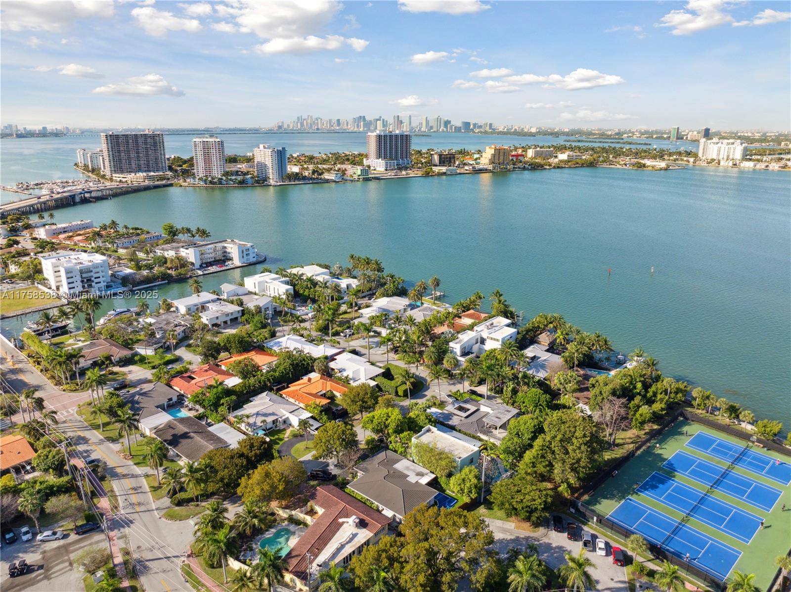 1000 S Shore Dr, Miami Beach, Miami-Dade County, Florida - 3 Bedrooms  
2 Bathrooms - 