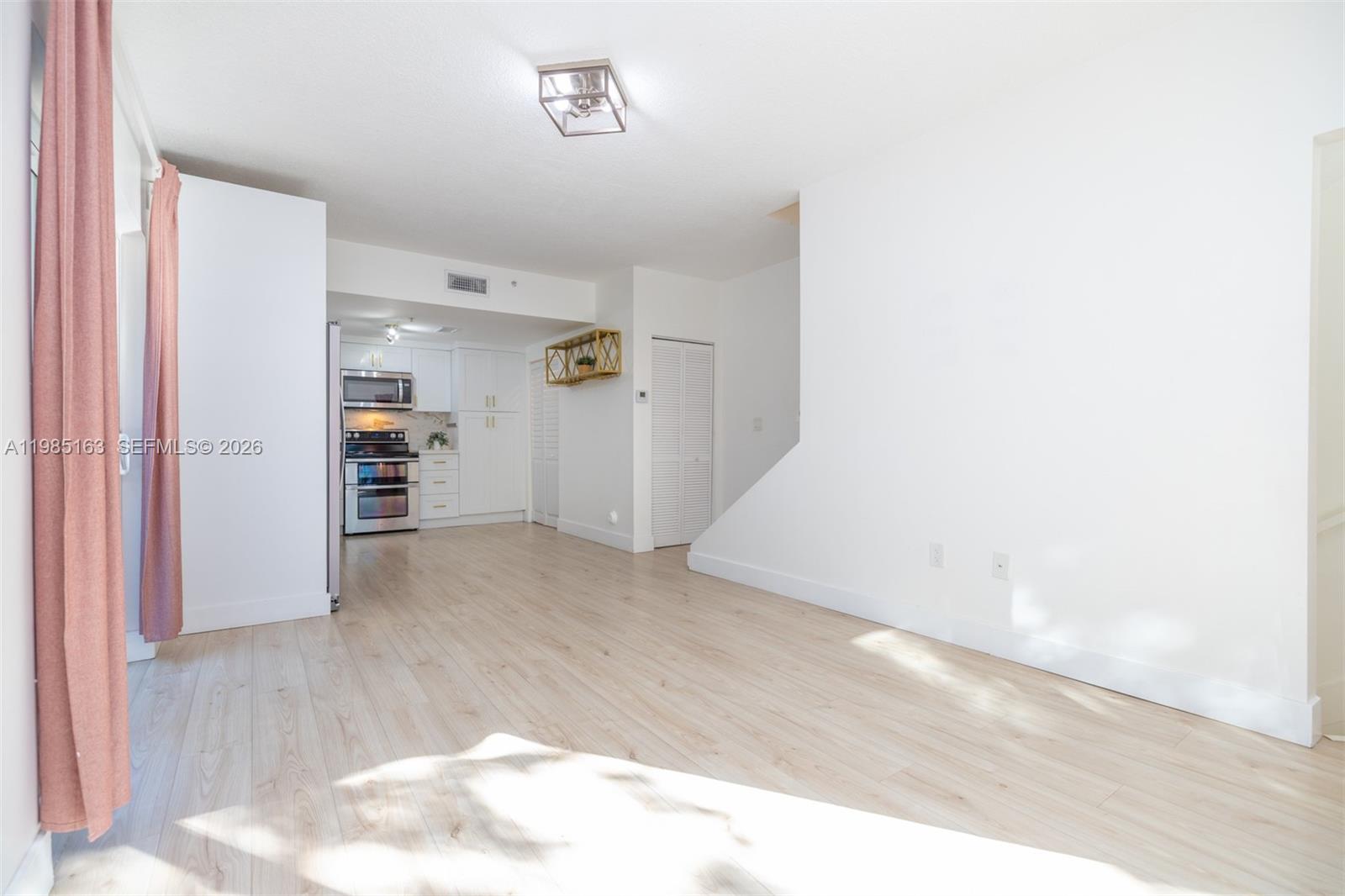 BRICKELL ROADS II TOWNHOU - Residential