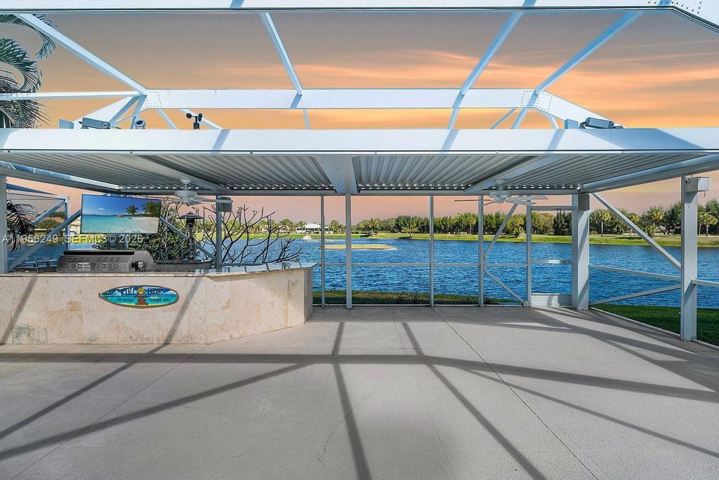 Photo of 153 Brier Cir, Jupiter, FL 33458 (MLS # A11956249)