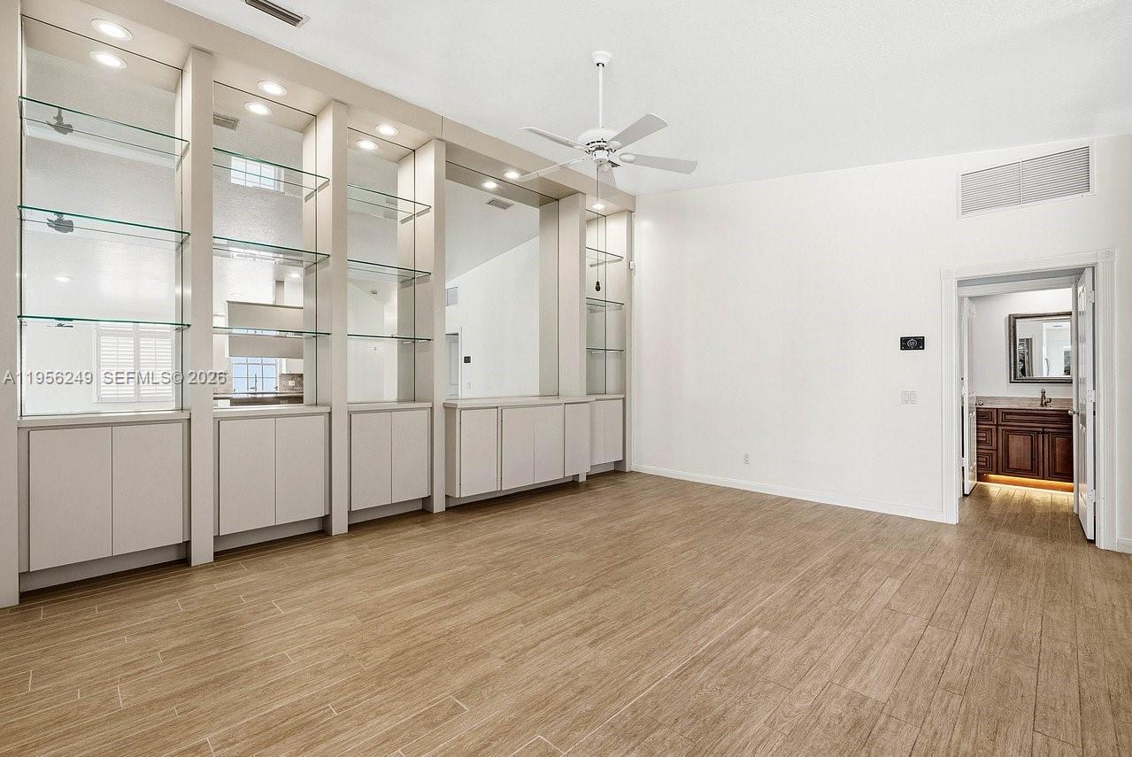 GREENBRIER AT INDIAN CREE - Residential