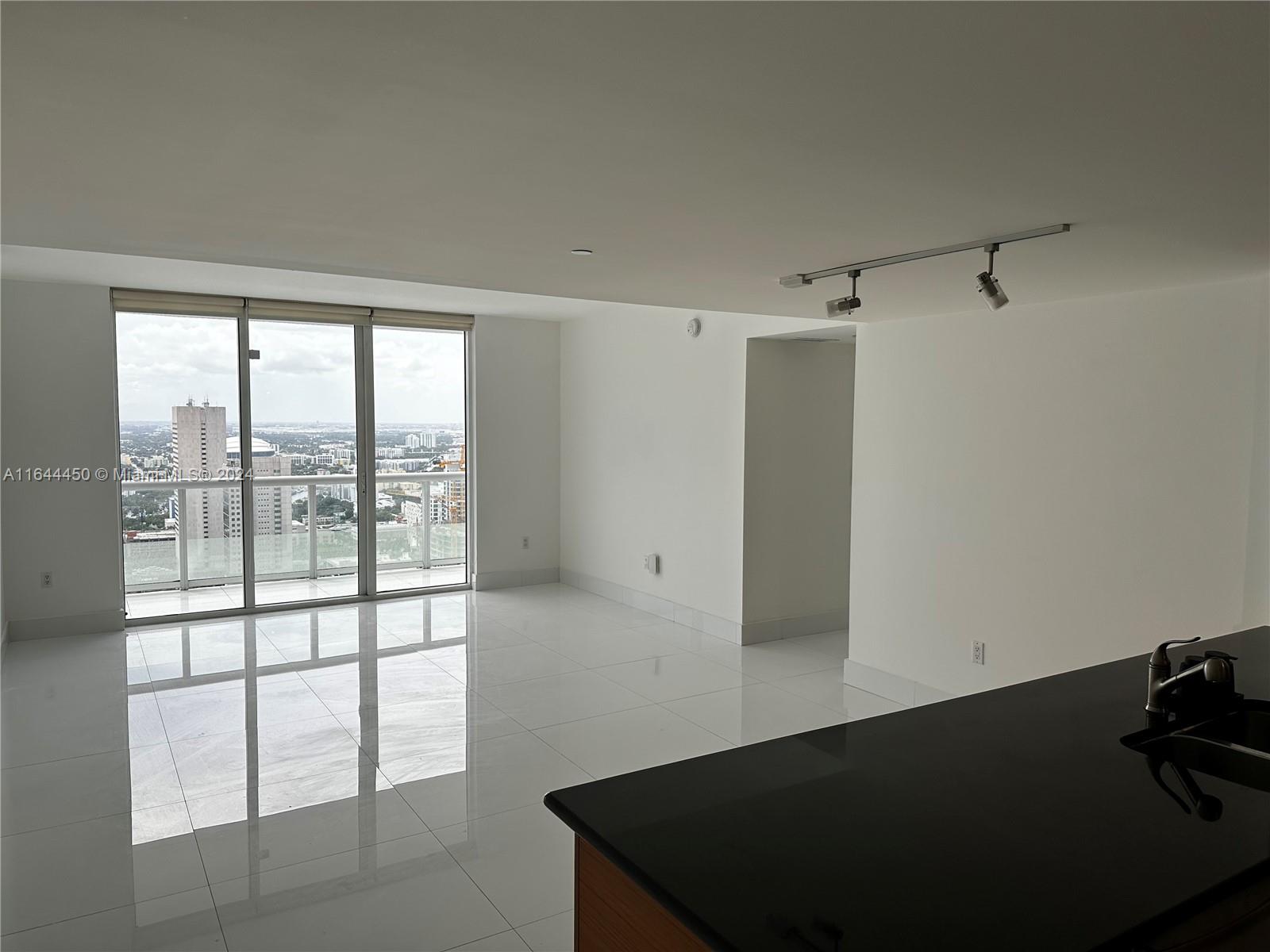 50 BISCAYNE CONDO - Residential