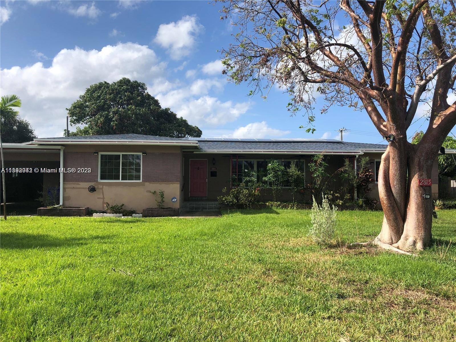 HOLLYWOOD LITTLE RANCHES - Residential Lease
