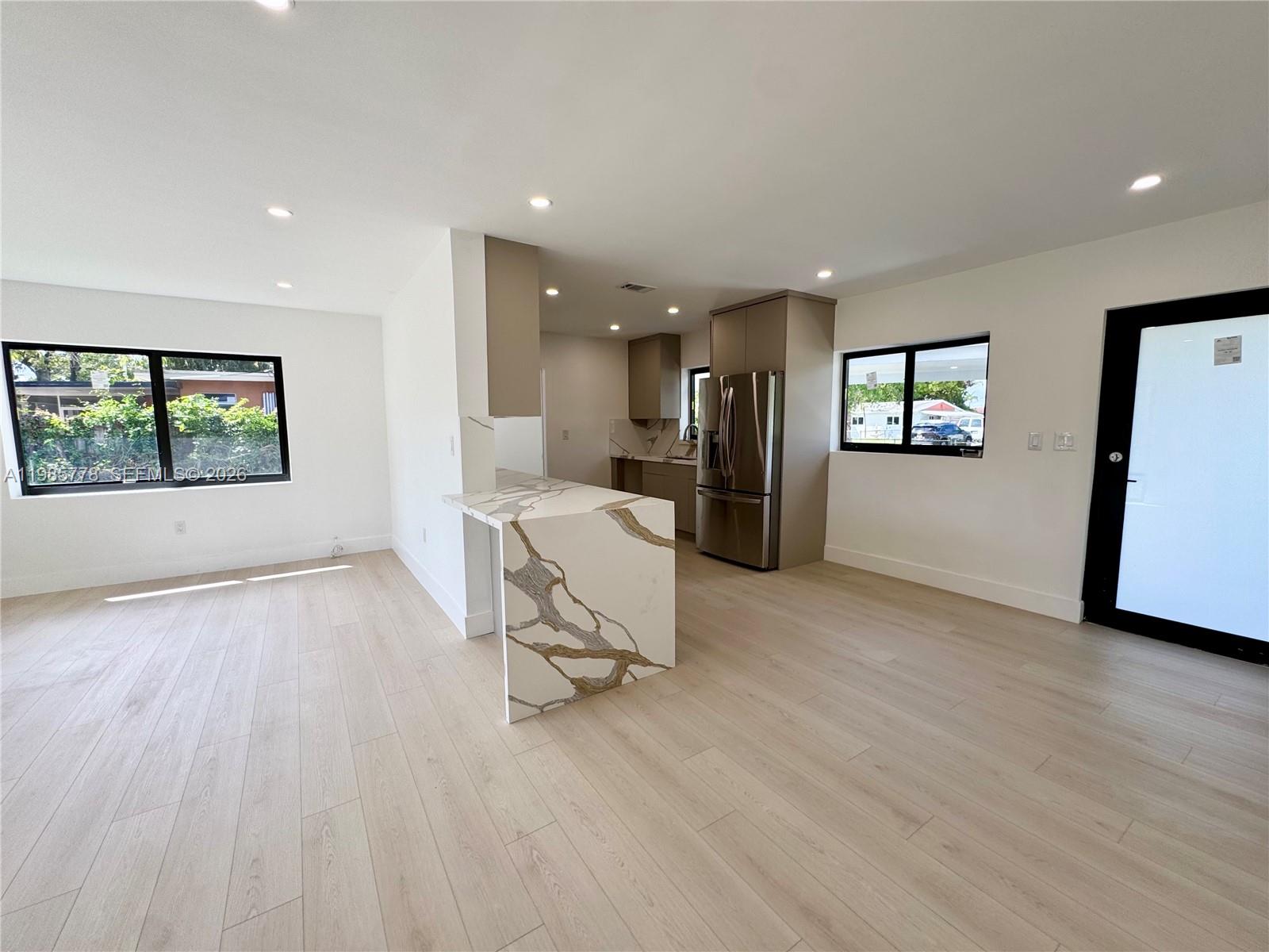 CAROL CITY - Residential