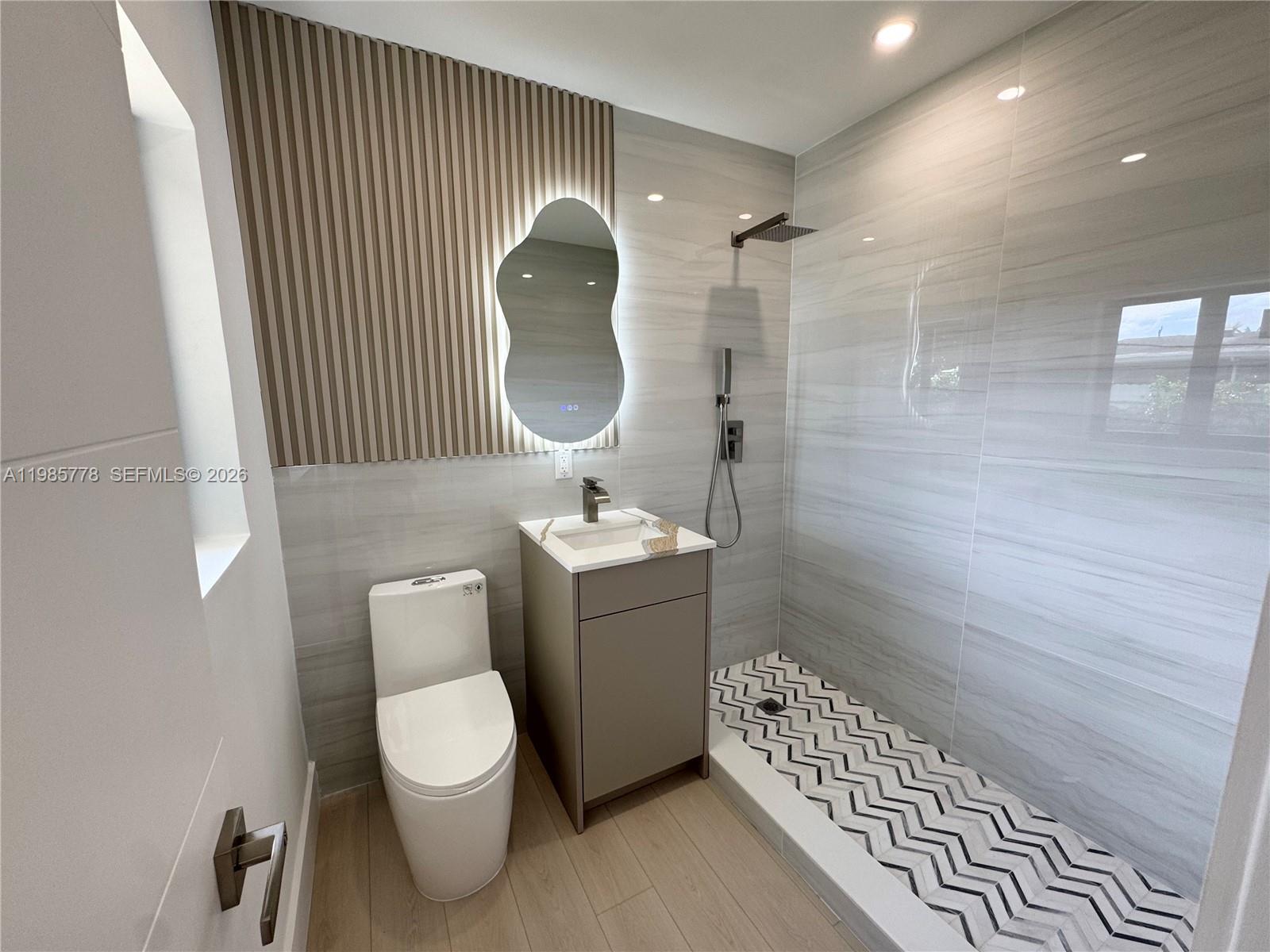 CAROL CITY - Residential