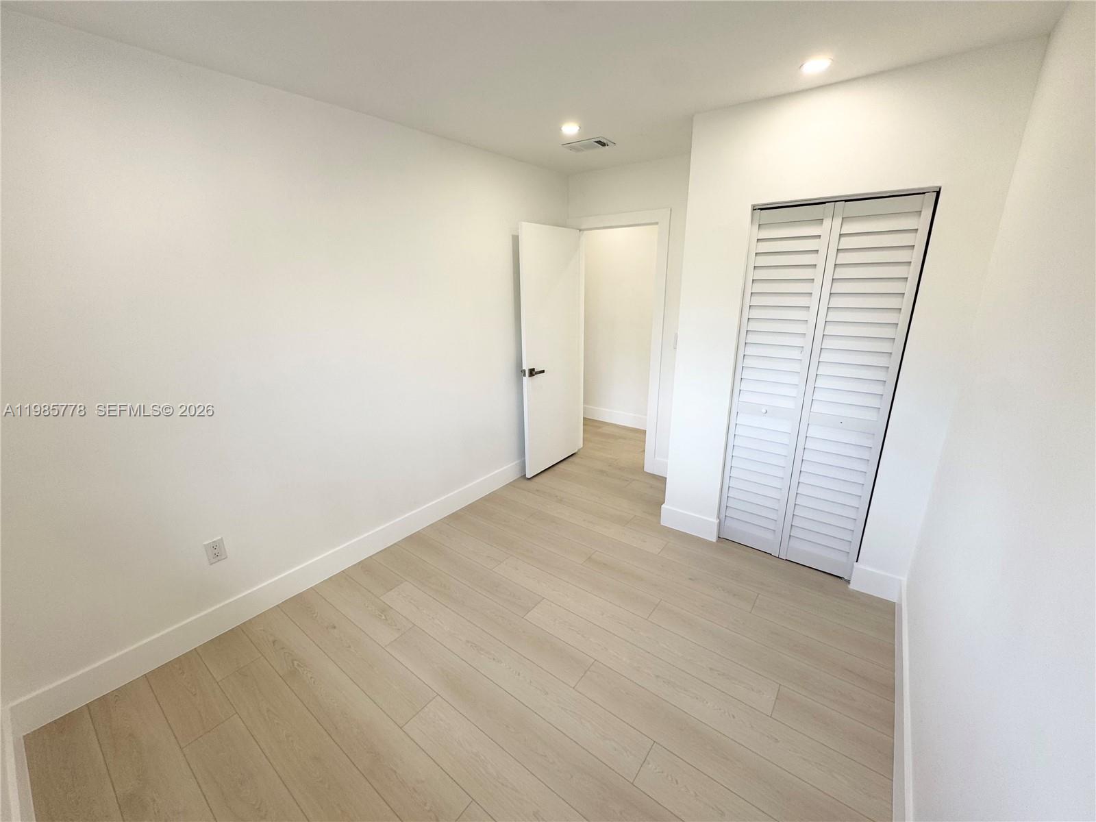 CAROL CITY - Residential