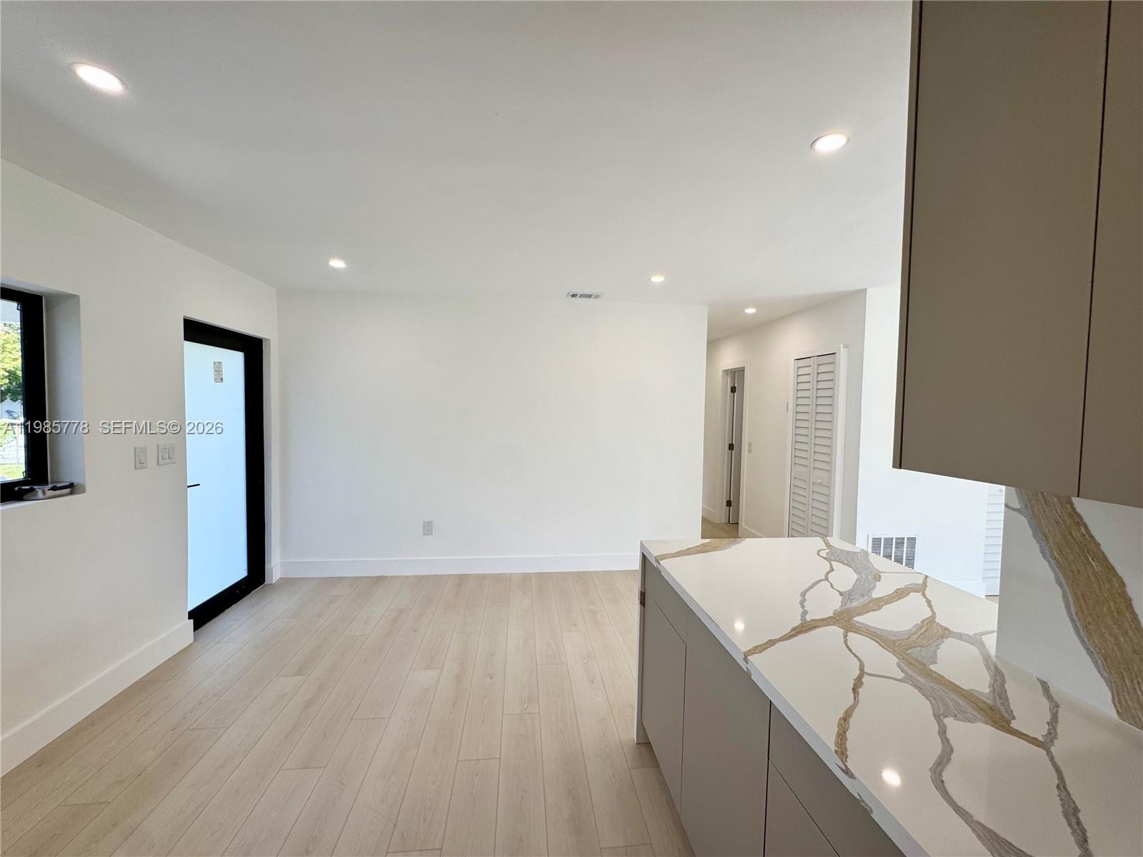 CAROL CITY - Residential