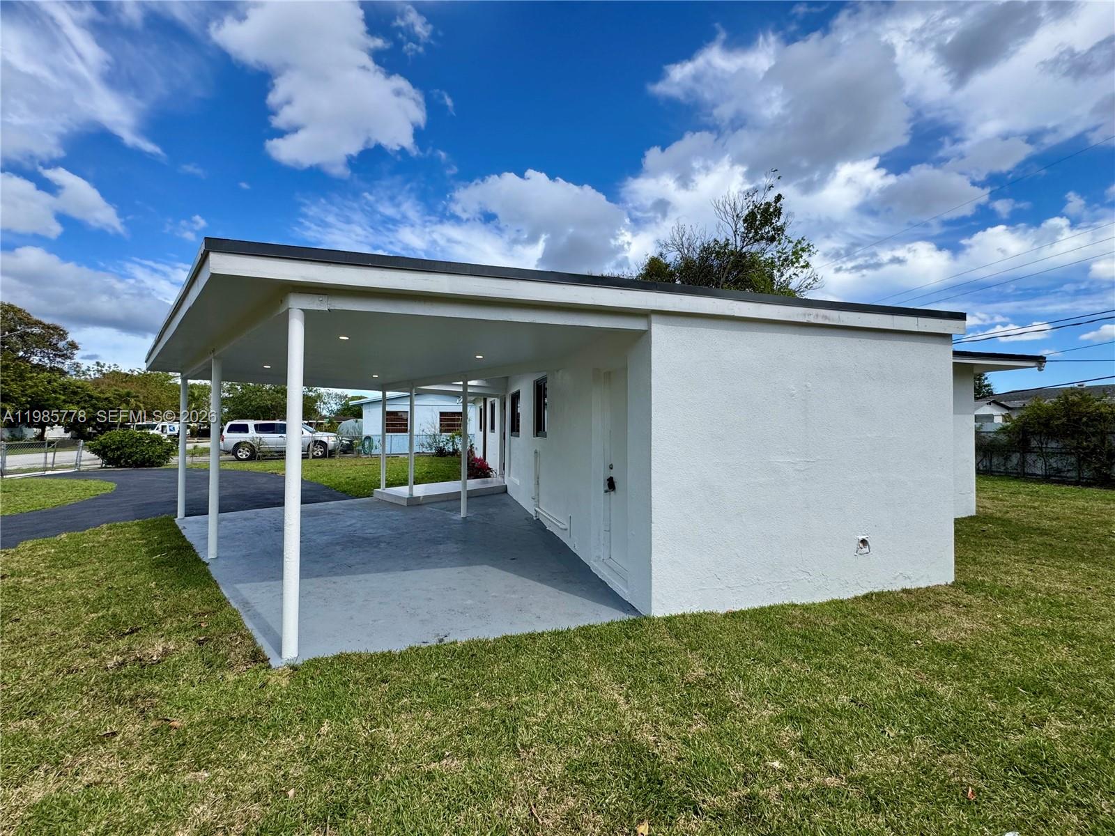 CAROL CITY - Residential