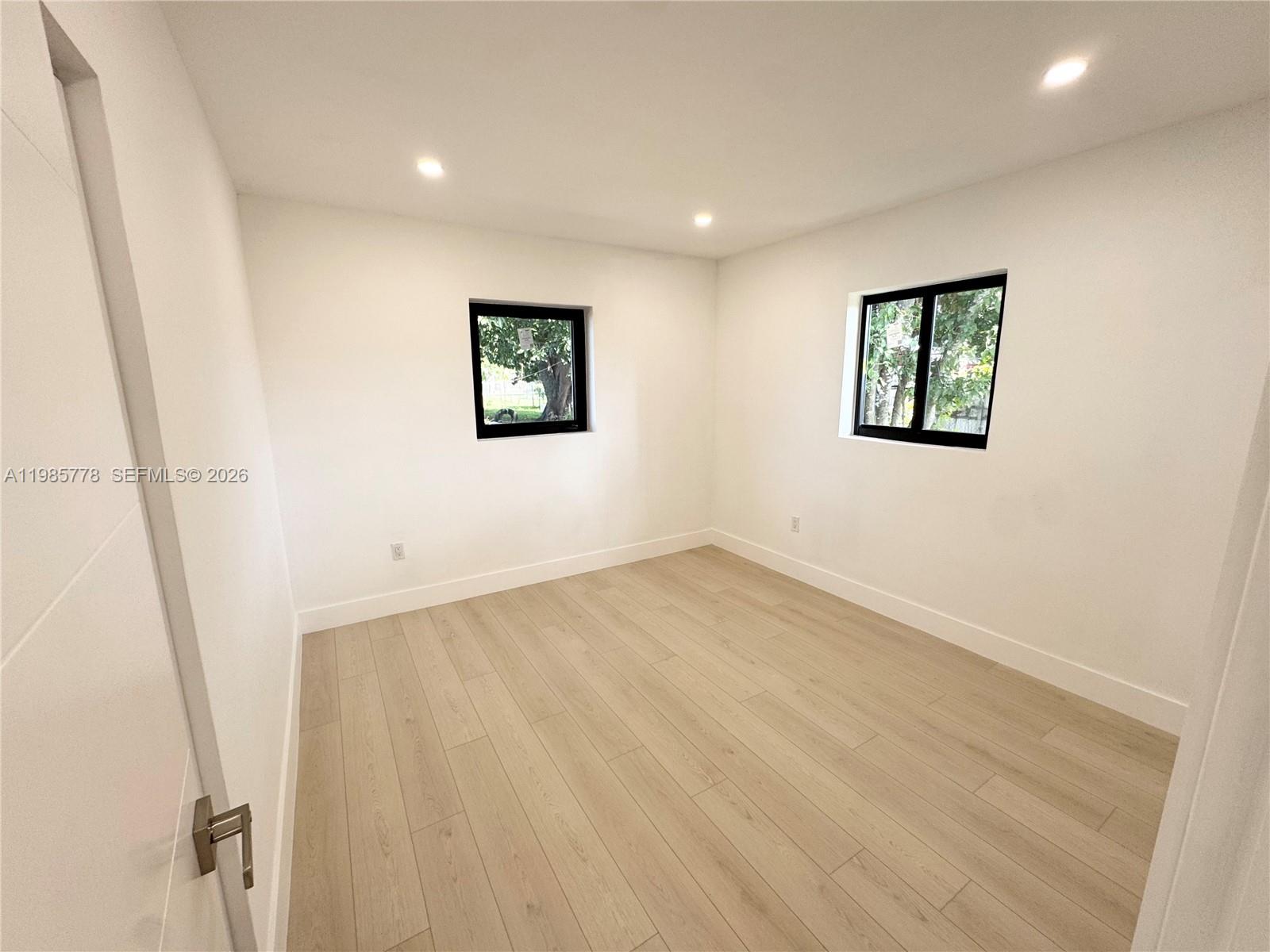 CAROL CITY - Residential