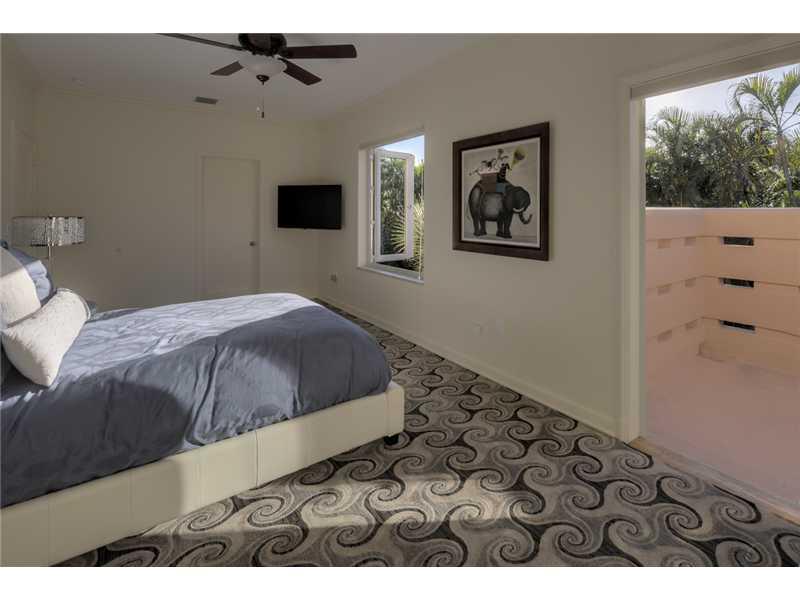 FLAMINGO TERRACE EXT - Residential