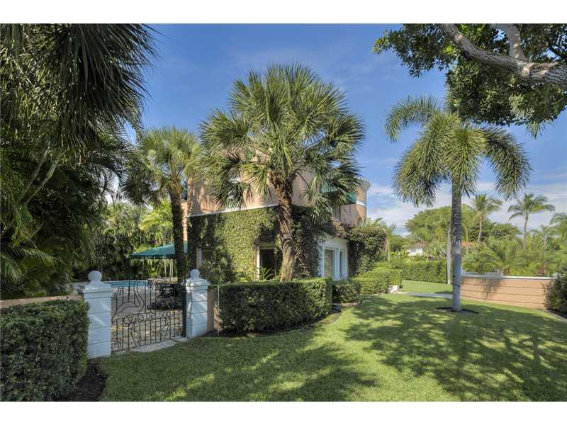 FLAMINGO TERRACE EXT - Residential