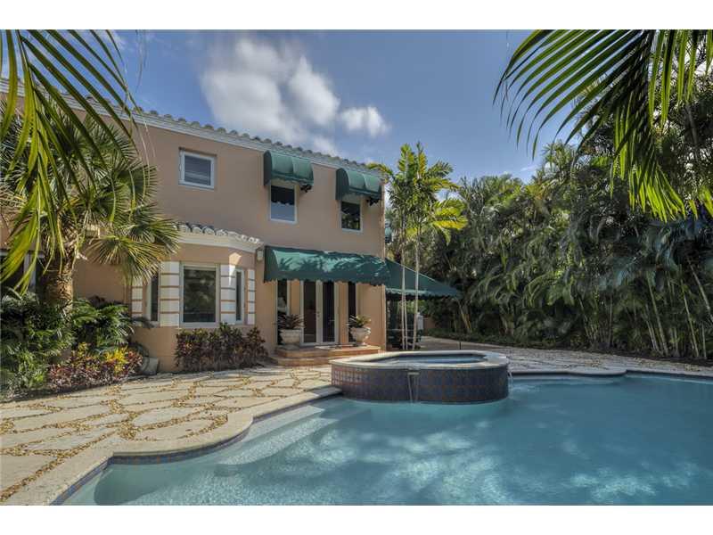 FLAMINGO TERRACE EXT - Residential