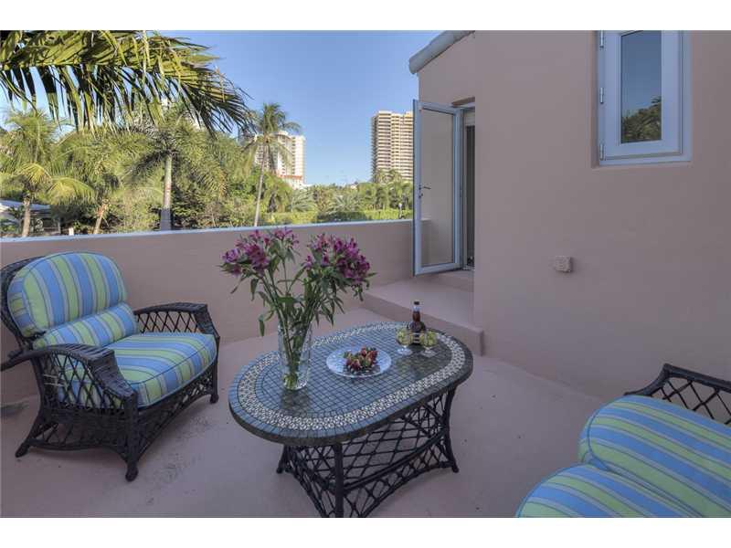 FLAMINGO TERRACE EXT - Residential