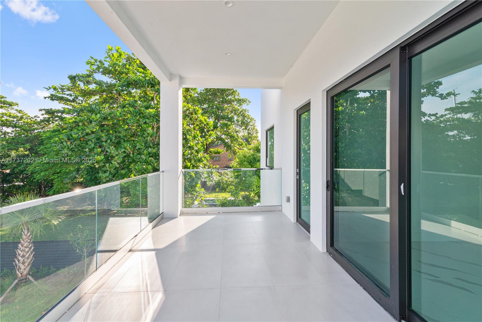 RIVERSIDE ADD AMEN PLAT - Residential