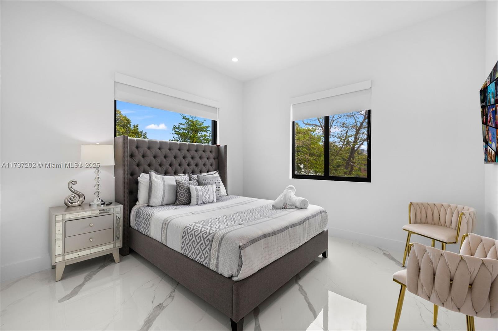 RIVERSIDE ADD AMEN PLAT - Residential
