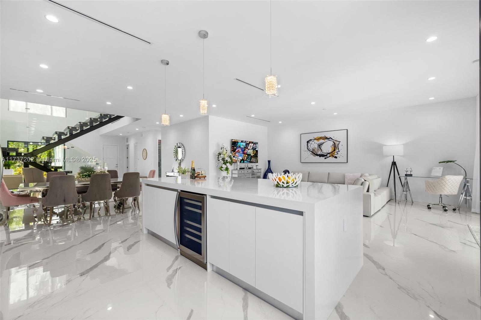 RIVERSIDE ADD AMEN PLAT - Residential