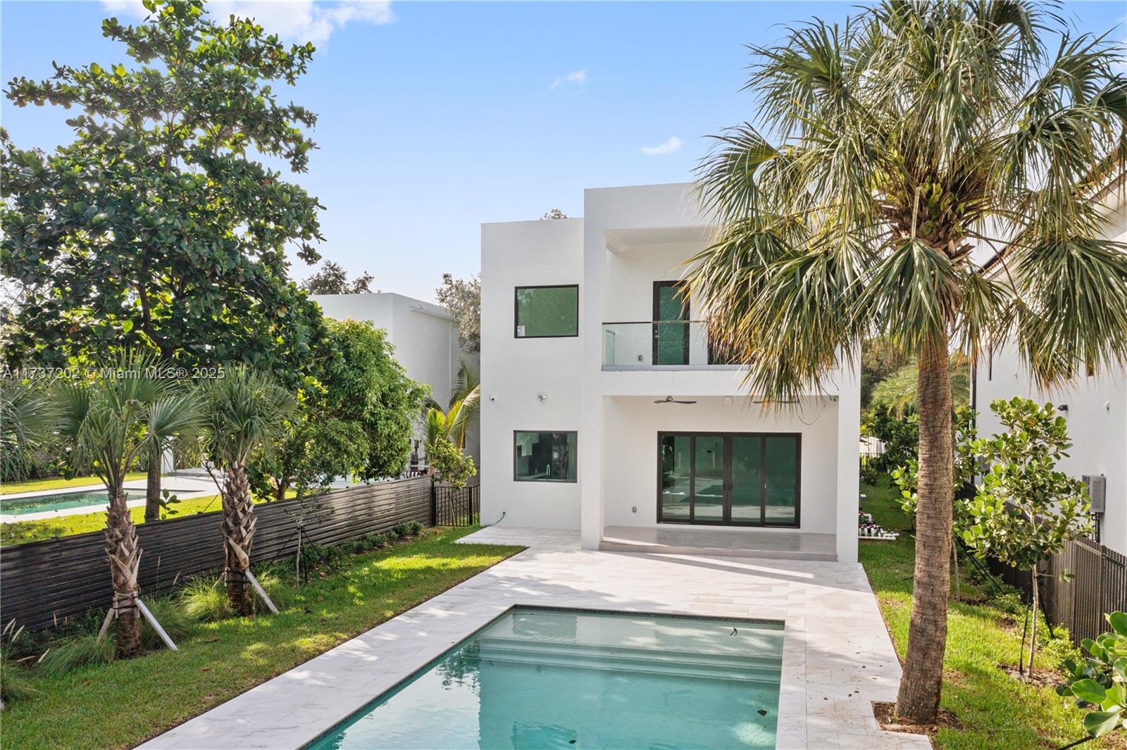 RIVERSIDE ADD AMEN PLAT - Residential