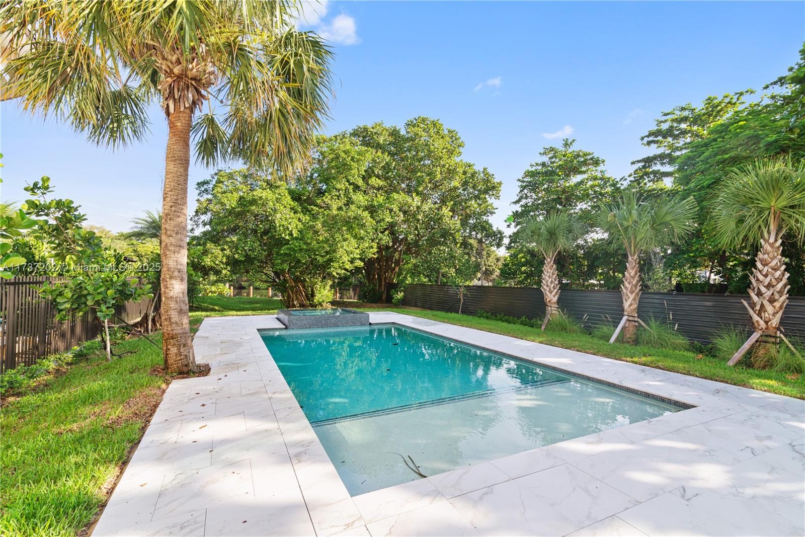 RIVERSIDE ADD AMEN PLAT - Residential