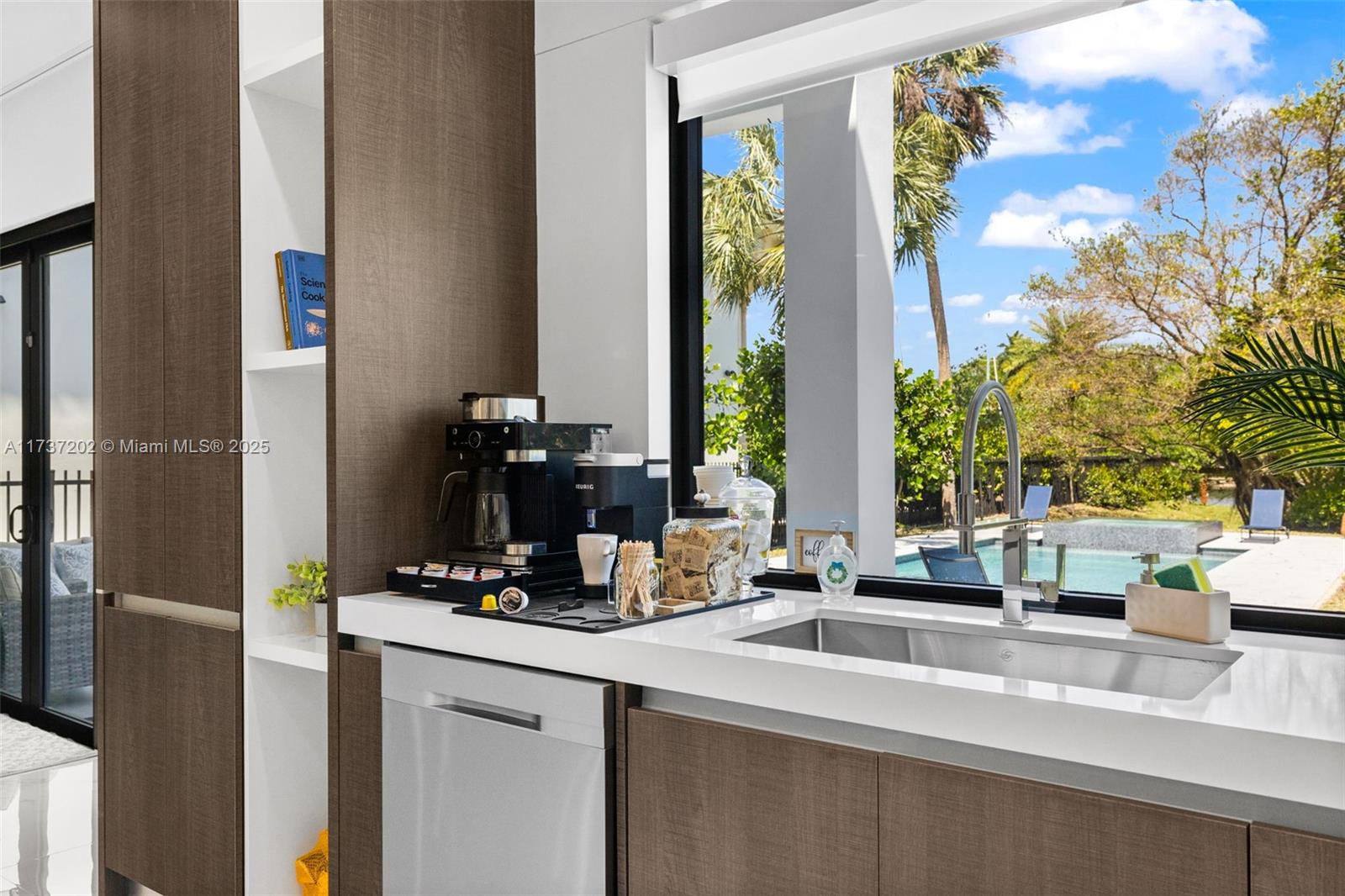 RIVERSIDE ADD AMEN PLAT - Residential