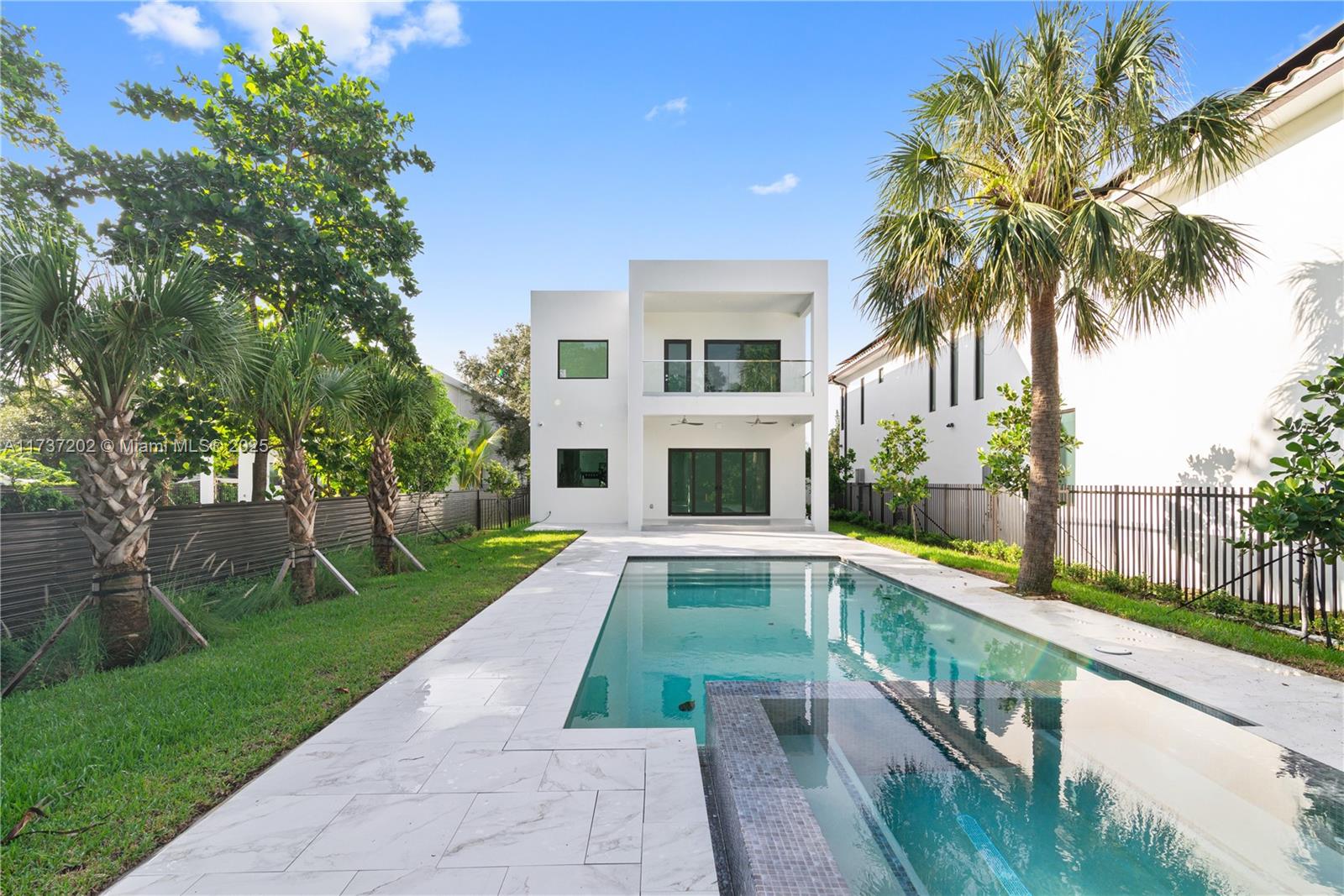 RIVERSIDE ADD AMEN PLAT - Residential