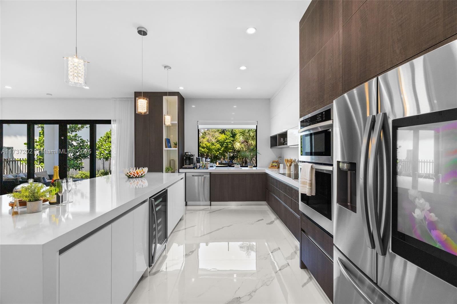RIVERSIDE ADD AMEN PLAT - Residential