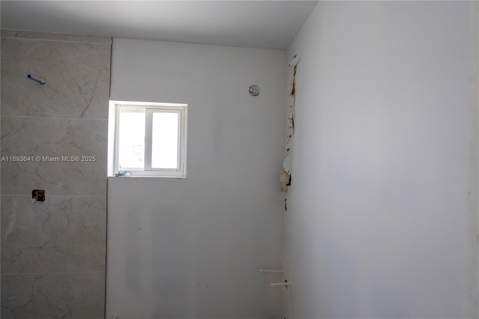 DIXIE HEIGHTS GARDENS - Residential Income