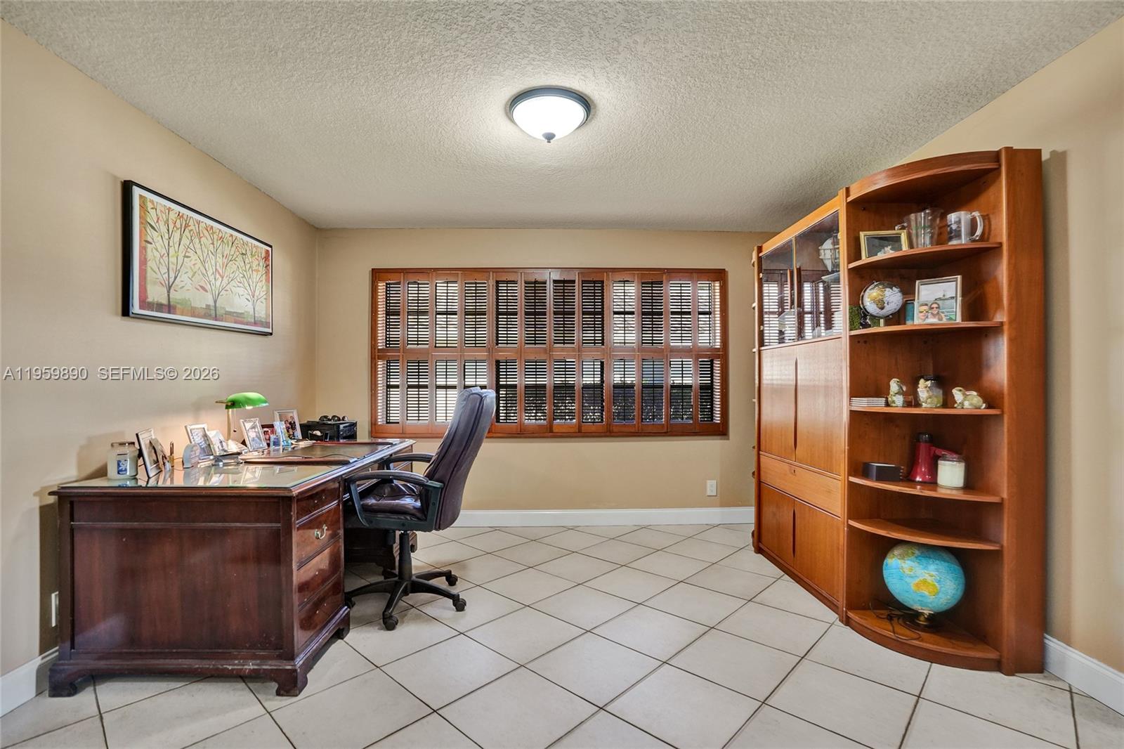 OAK WOOD - Residential