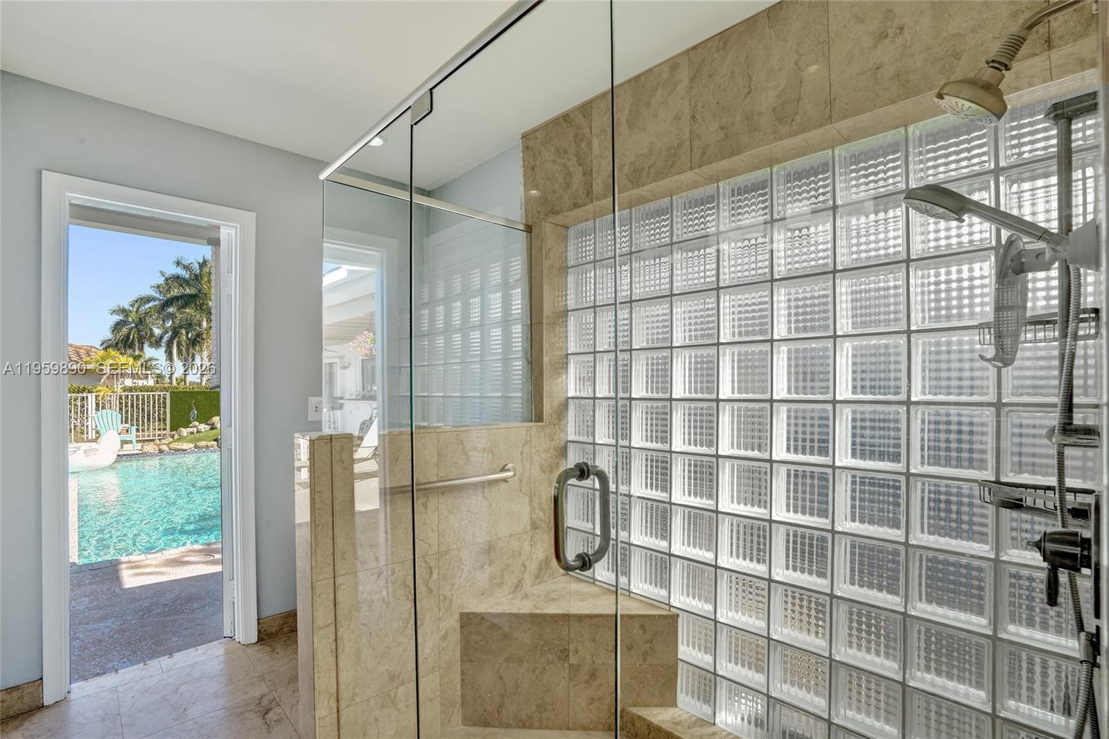 OAK WOOD - Residential