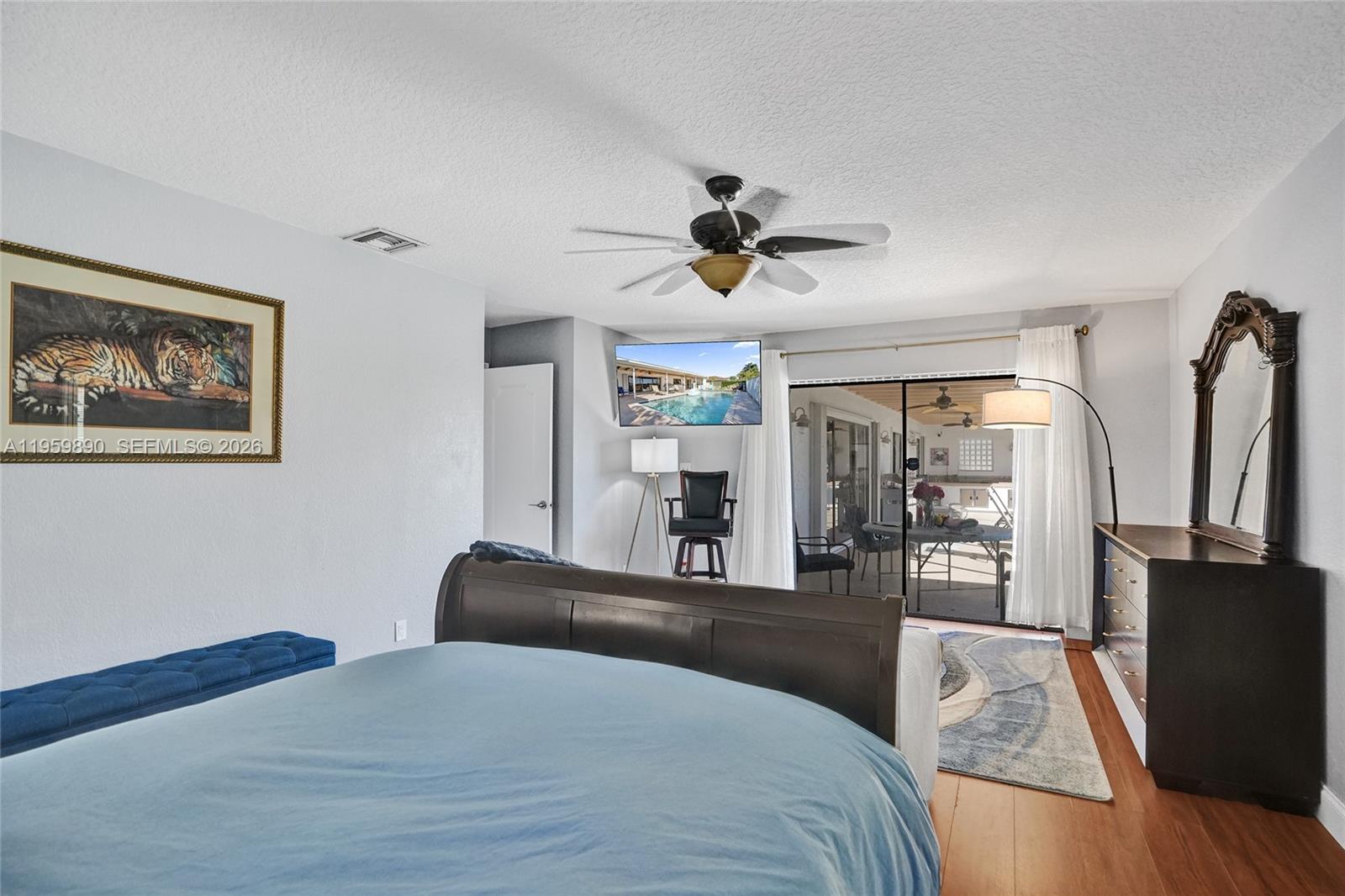 OAK WOOD - Residential