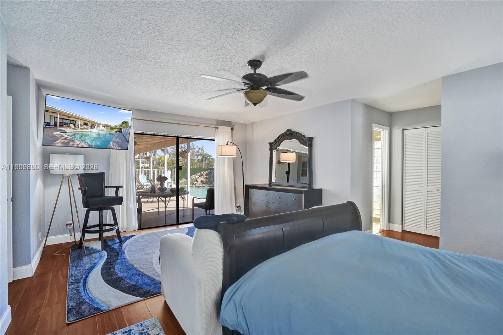 OAK WOOD - Residential