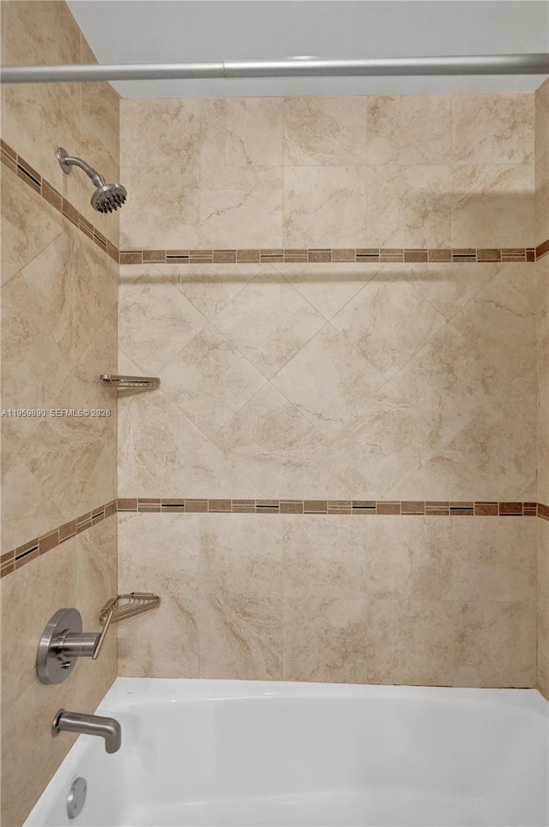 OAK WOOD - Residential