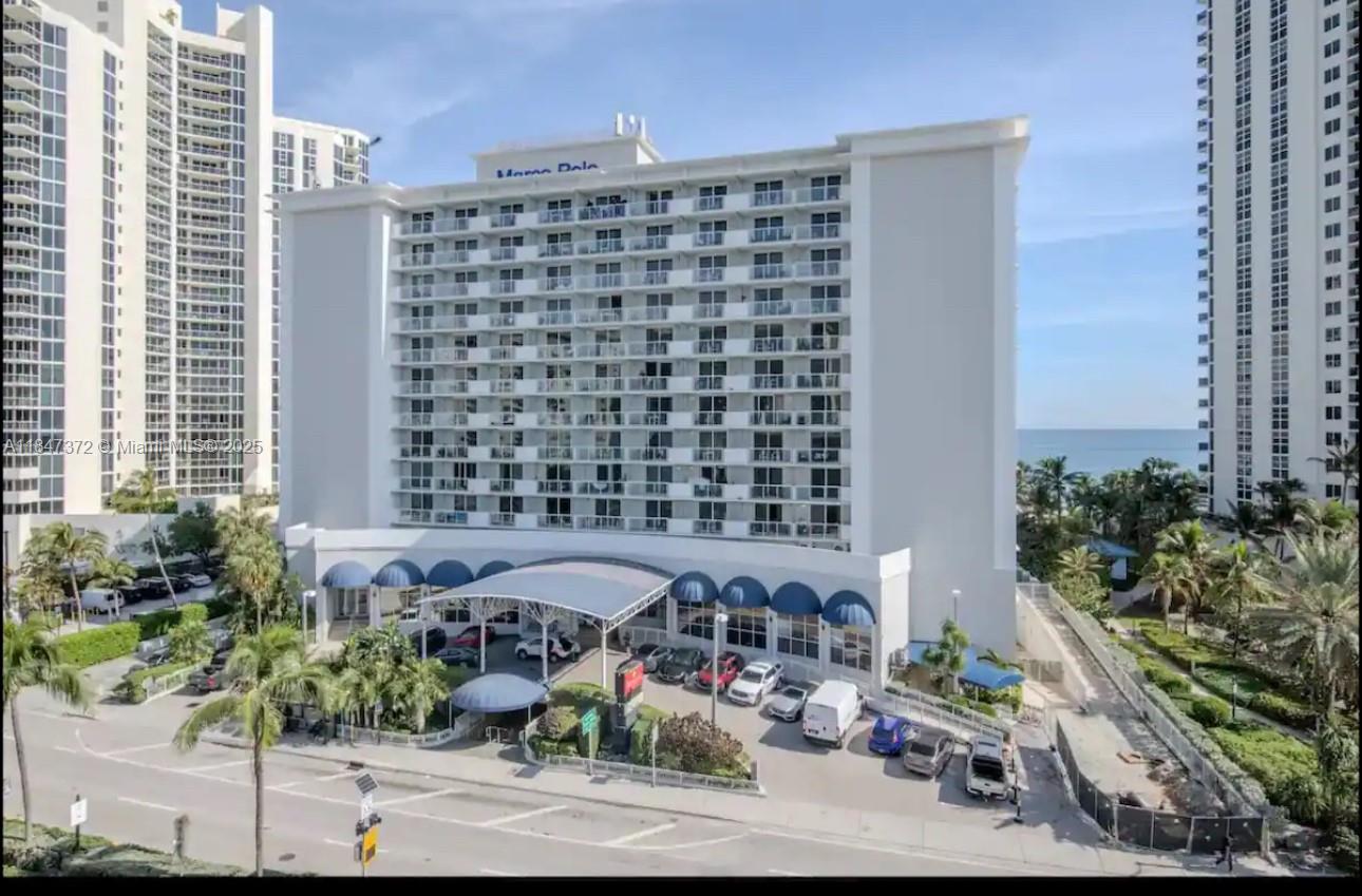 Ready to move! studio on the ocean, fully furnished. with Intracoastal View and Balcony The unit included a full kitchen, 2 queen beds for both comfort and convenience. Enjoy premium amenities including hotel-style accommodations, valet parking, direct beach access, on-site restaurants and bar, a pool and sauna, a full gym, and 24-hour security. Perfect for those seeking a luxurious, resort-style lifestyle in a prime location.