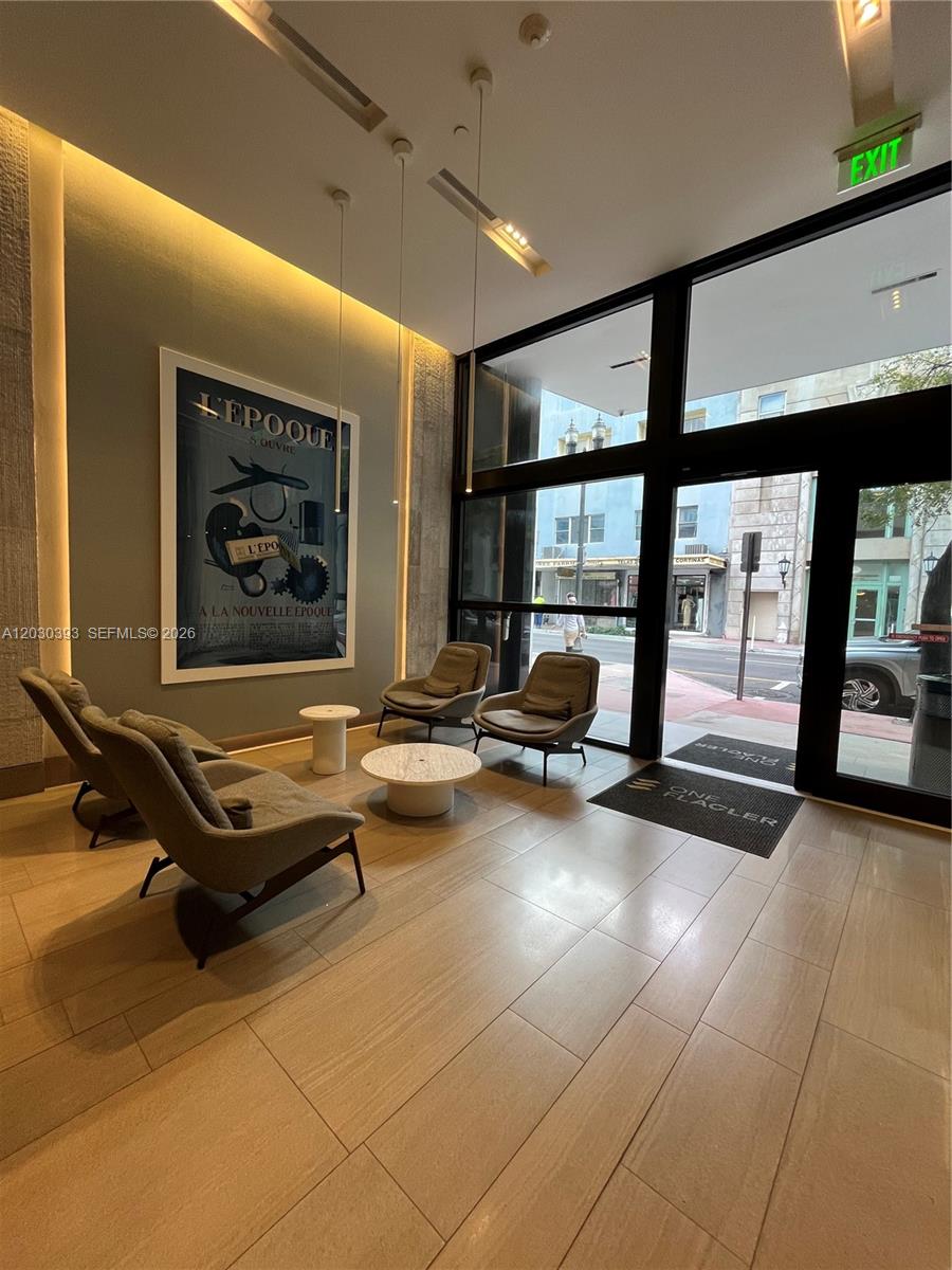 14 NE 1st Ave 1210