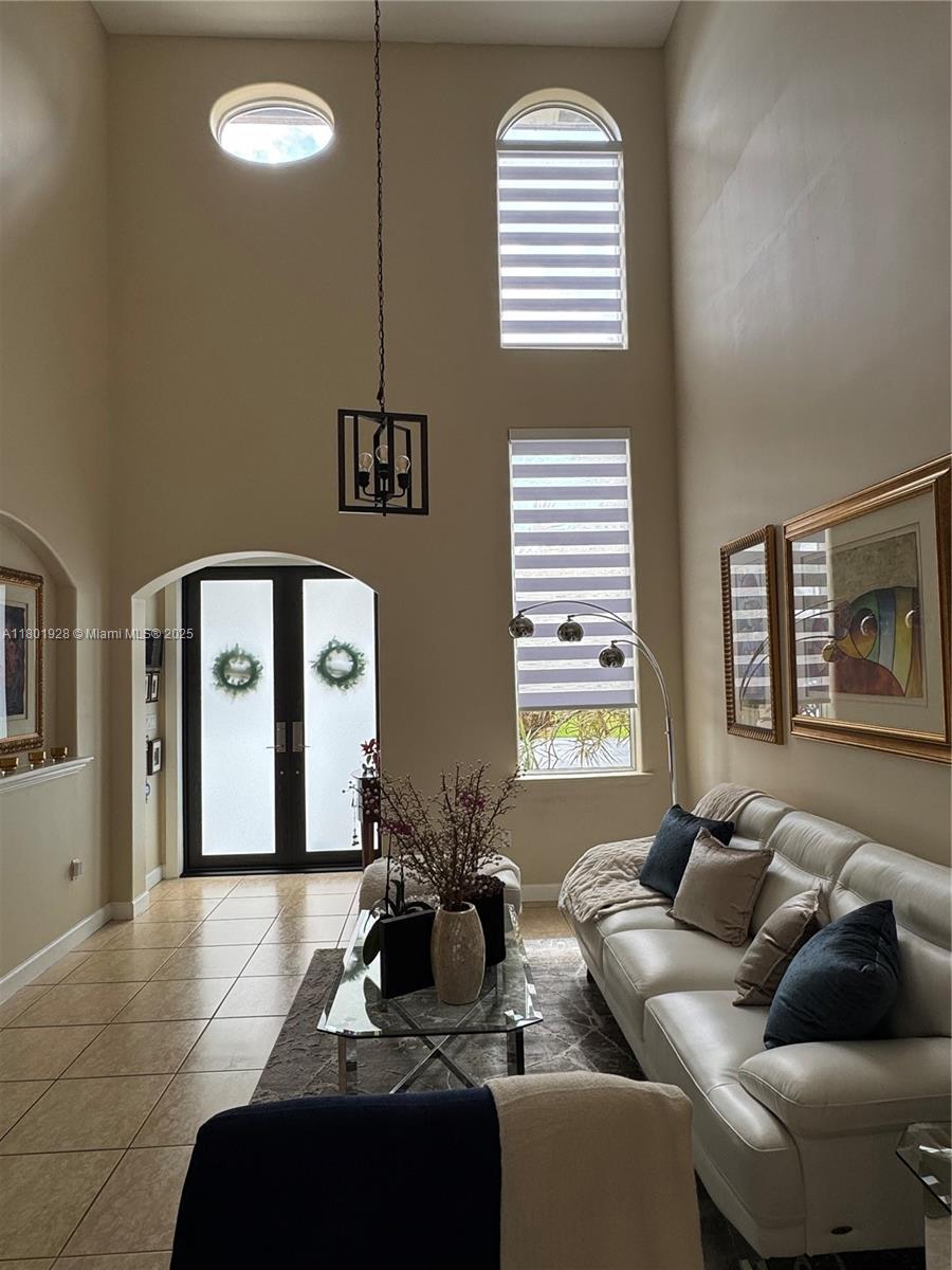 SAVANNAH AT DORAL - Residential