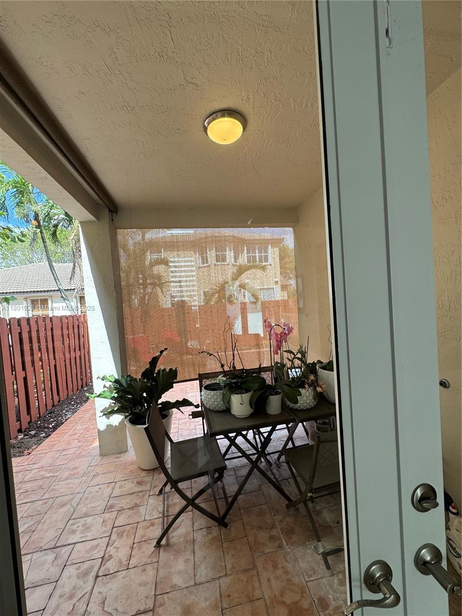 SAVANNAH AT DORAL - Residential