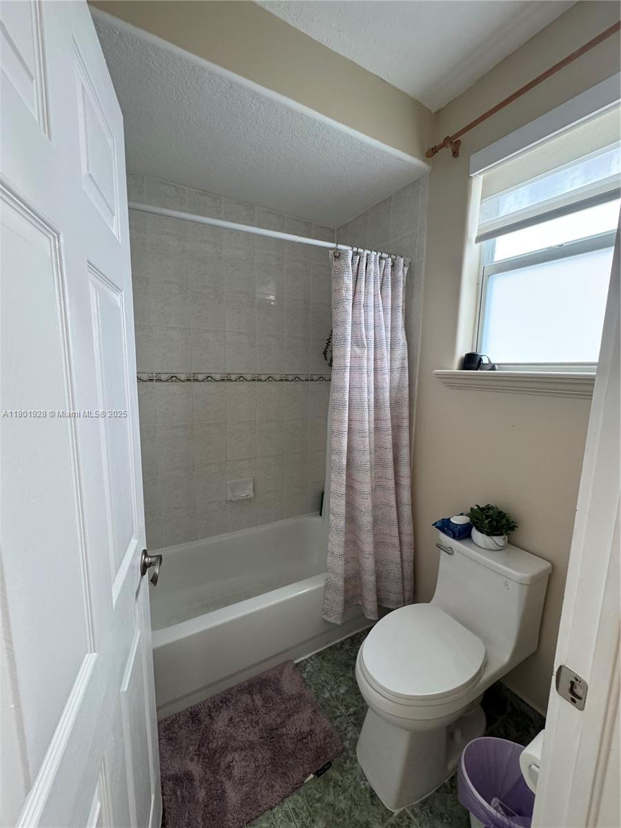 SAVANNAH AT DORAL - Residential
