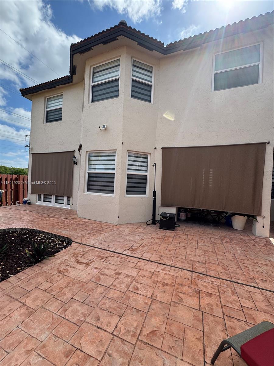 SAVANNAH AT DORAL - Residential