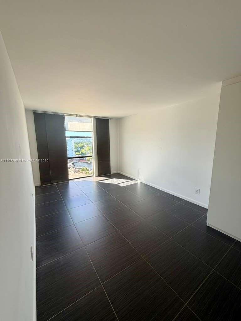 SAILBOAT CAY CONDO - Residential Lease